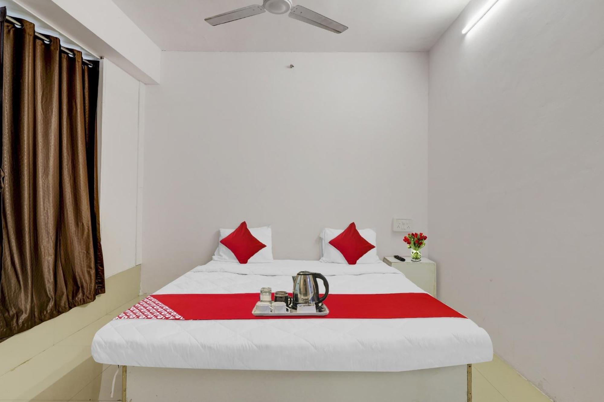 Hotel O Cozy Rooms Сурат Экстерьер фото